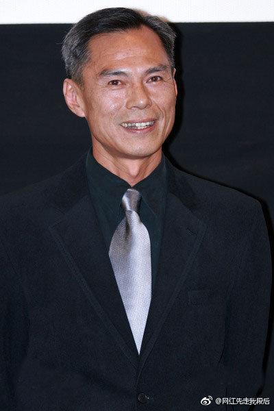 印度最著名的时装设计师之一罗希特·巴尔去世，享年63岁